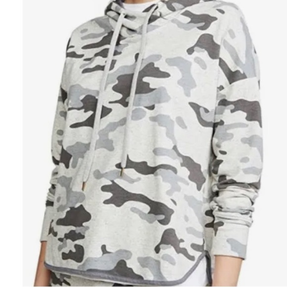 Evereve Sundry Hoodie Camouflage XS Gray Oatmeal Silver Small Medium Sweatshirt - Picture 1 of 7